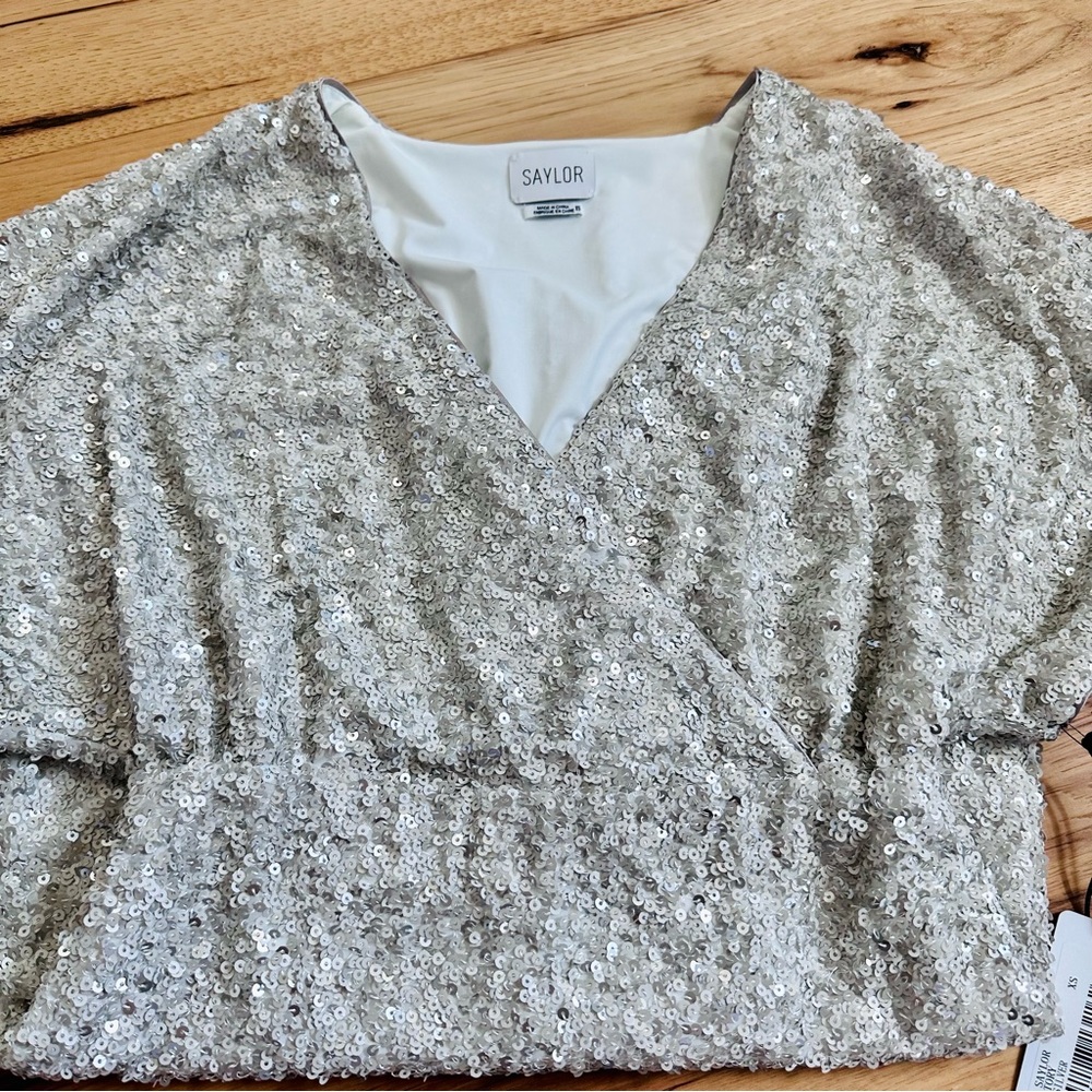 Saylor Tory Silver Short Sleeve Silver Sequin Mini Dress XSmall NWT - Picture 9 of 16